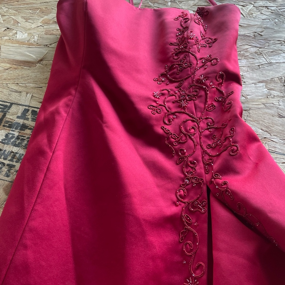 Michaelangelo Vibrant Red Garment